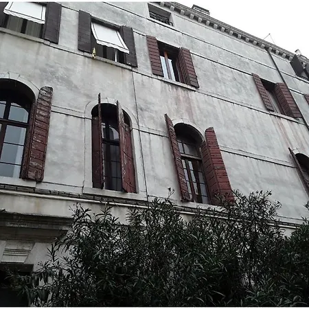 Affittacamere Palazzo Soranzo Charming 4*
