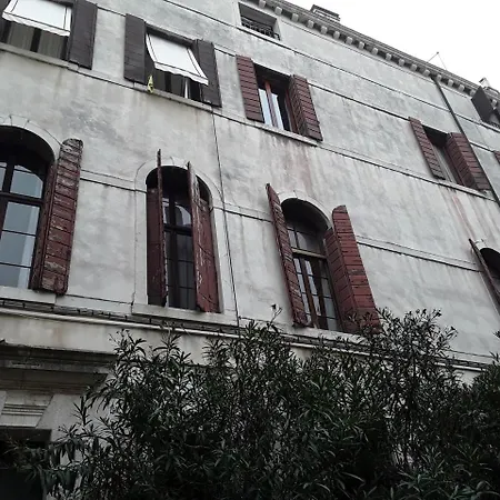 Palazzo Soranzo Charming Πανσιόν Βενετία